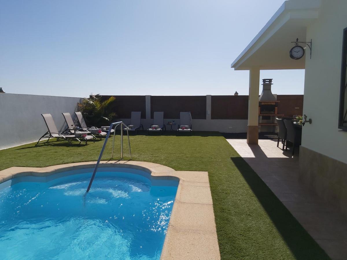 Villa Thais, Private Heated Pool, Ideal For Your Holidays In Caleta De Fuste Exterior photo